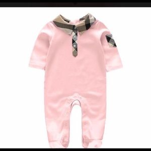 Baby girl jumpsuit. Burberry